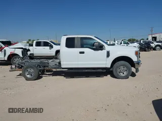 2022 Ford F-250 XL with VIN 1FT7X2B69NED41978, listed as a IAAI auction lot 41949031 with 103,640 mi miles and . Bid and sale history available at DreamBid. Image 13.