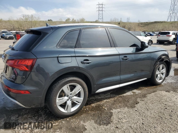 2018 Audi Q5 Premium with VIN WA1ANAFY8J2020313, listed as a Copart auction lot 54078575 with 76,133 mi miles and Salvage Title. Bid and sale history available at DreamBid. Image 3.