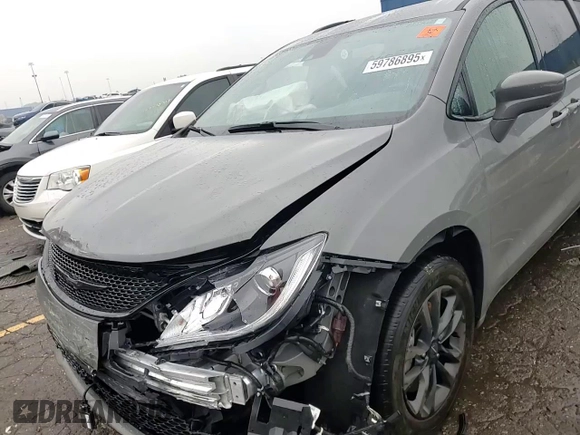 2020 Chrysler Pacifica Launch Edition with VIN 2C4RC3BG5LR274055, listed as a Copart auction lot 59786895 with 30,475 mi miles and Salvage title. Bid and sale history available at DreamBid. Image 14.