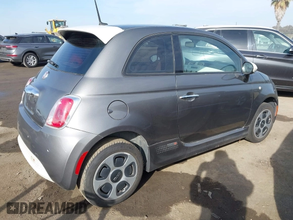 2013 FIAT 500e with VIN 3C3CFFGE6DT727575, listed as a IAAI auction lot 41613686 with 86,912 mi miles. Bid and sale history available at carsss.com. Image 4.