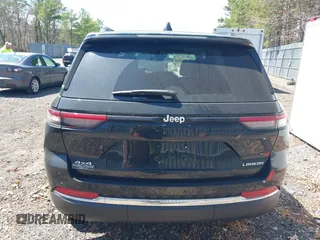 2024 Jeep Grand Cherokee Laredo z VIN 1C4RJHAGXRC252560, wystawiony jako IAAI lot #42071868 z przebiegiem 11 991 mil mil oraz . Historia ofert i sprzedaży dostępna na DreamBid. Obrazek 16.