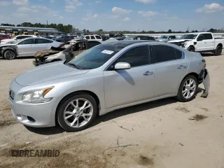 2013 Nissan Maxima SV with VIN 1N4AA5AP8DC846946, listed as a Copart auction lot 48225725 with 121,441 mi miles and Clean Title. Bid and sale history available at DreamBid. Image 1.