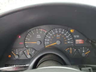 1997 Pontiac Firebird Firebird z VIN 2G2FS22K8V2212377, wystawiony jako Copart lot #59767525 z przebiegiem 131 384 mil mil oraz Czysty tytuł • Clean title. Historia ofert i sprzedaży dostępna na DreamBid. Obrazek 9.