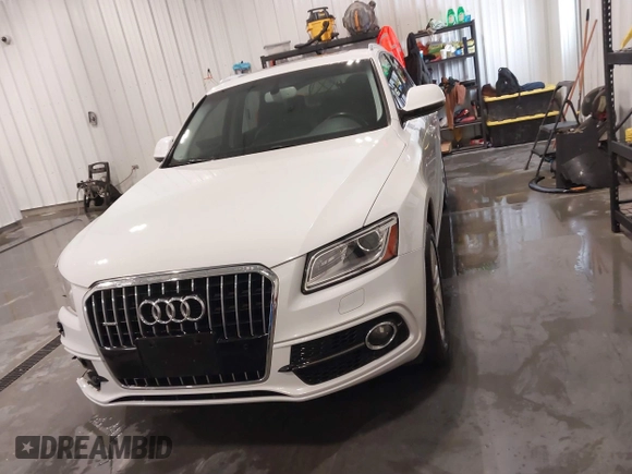 2016 Audi Q5 Prestige with VIN WA1W7AFP7GA001712, listed as a IAAI auction lot 41586298 with 98,725 mi miles. Bid and sale history available at carsss.com. Image 12.
