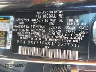 2025 Kia Telluride S z VIN 5XYP6DGC3SG577316, wystawiony jako Copart lot #55339495 z przebiegiem 5371 mil mil oraz Szkody całkowita. Historia ofert i sprzedaży dostępna na DreamBid. Obrazek 14.