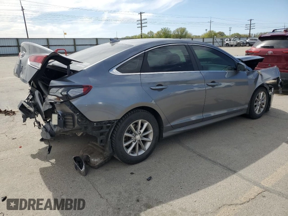 2018 Hyundai Sonata SE z VIN 5NPE24AF9JH655398, wystawiony jako Copart lot #54274075 z przebiegiem 82 601 mil mil oraz Szkoda całkowita • Salvage title. Historia ofert i sprzedaży dostępna na DreamBid. Obrazek 3.