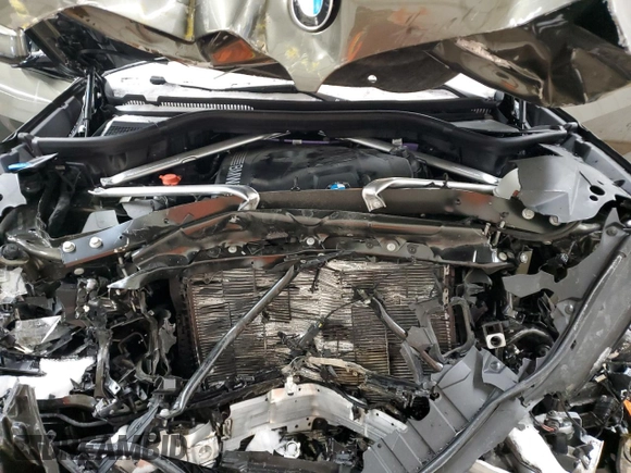 2025 BMW X5 xDrive40i with VIN 5UX23EU01S9Y34671, listed as a Copart auction lot 45758765 with 0 mi miles and Salvage Title. Bid and sale history available at carsss.com. Image 14.