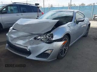 2015 Scion FR-S with VIN JF1ZNAA19F9713270, listed as a IAAI auction lot 42023440 with 79,121 mi miles. Bid and sale history available at carsss.com. Image 17.