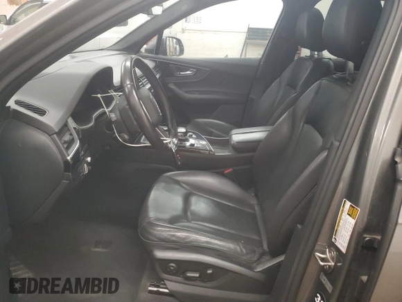 2017 Audi Q7 Prestige with VIN WA1VABF71HD006908, listed as a Copart auction lot 60601775 with 221,608 mi miles and Salvage title. Bid and sale history available at DreamBid. Image 7.