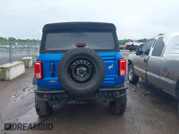 2022 Ford Bronco с VIN 1FMEE5DP7NLB05406, выставлен на аукционе IAAI как лот 42607701 с пробегом 38 206 миль миль и . История ставок и продаж доступна на DreamBid. Изображение 16.