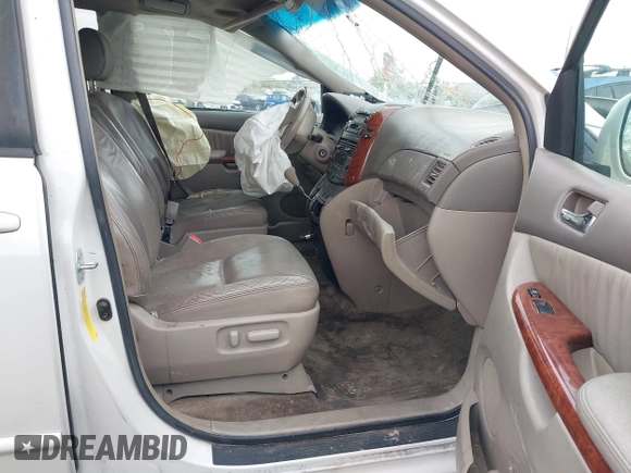 2005 Toyota Sienna XLE z VIN 5TDZA22C15S290471, wystawiony jako IAAI lot #42028879 z przebiegiem 298 992 mil mil oraz . Historia ofert i sprzedaży dostępna na DreamBid. Obrazek 5.