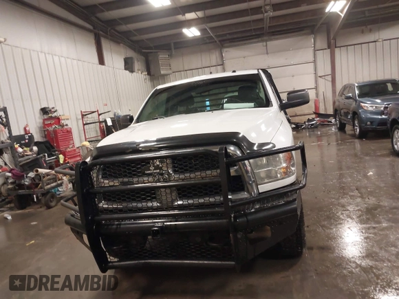 2013 Ram 2500 Tradesman with VIN 3C6LR5AT3DG584508, listed as a IAAI auction lot 41189774 with 211,440 mi miles and . Bid and sale history available at DreamBid. Image 12.