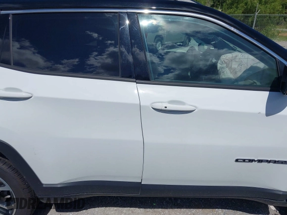 2024 Jeep Compass Limited z VIN 3C4NJDCN6RT610177, wystawiony jako IAAI lot #42498623 z przebiegiem 36 259 mil mil oraz . Historia ofert i sprzedaży dostępna na DreamBid. Obrazek 13.