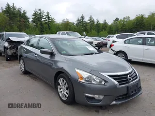 2015 Nissan Altima SV z VIN 1N4AL3AP6FC441976, wystawiony jako IAAI lot #42277509 z przebiegiem 122 276 mil mil oraz . Historia ofert i sprzedaży dostępna na DreamBid. Obrazek 1.