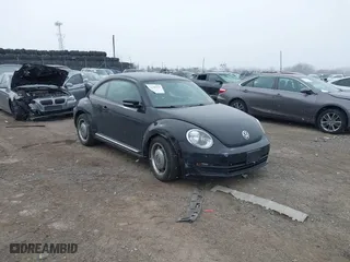 2012 Volkswagen Beetle 2.5L PZEV with VIN 3VWJP7AT0CM628169, listed as a IAAI auction lot 41628754 with 64,770 mi miles. Bid and sale history available at carsss.com. Image 1.