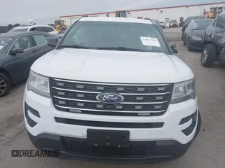 2016 Ford Explorer with VIN 1FM5K8B89GGC10854, listed as a IAAI auction lot 41611788 with 118,534 mi miles and . Bid and sale history available at carsss.com. Image 13.