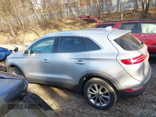 2019 Lincoln MKC Select with VIN 5LMCJ2D97KUL16479, listed as a IAAI auction lot 41789894 with 45,700 mi miles. Bid and sale history available at carsss.com. Image 14.