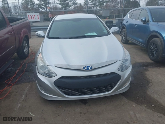 2015 Hyundai Sonata Hybrid Limited with VIN KMHEC4A46FA137237, listed as a IAAI auction lot 41478749 with 125,405 mi miles. Bid and sale history available at carsss.com. Image 12.