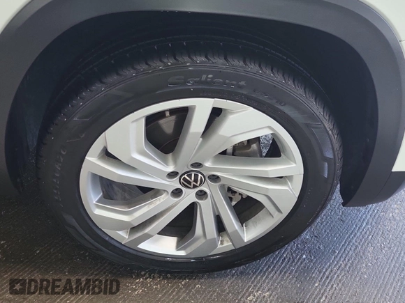 2023 Volkswagen Atlas SE с VIN 1V2HR2CA7PC526108, выставлен на аукционе IAAI как лот 42844449 с пробегом 38 696 миль миль и . История ставок и продаж доступна на DreamBid. Изображение 30.