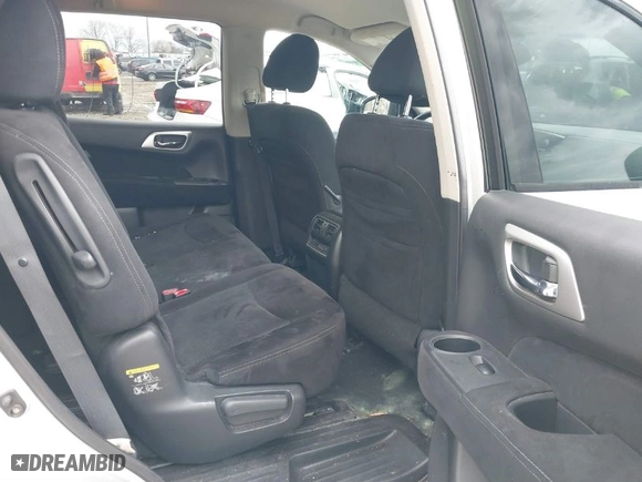 2013 Nissan Pathfinder Platinum with VIN 5N1AR2MN9DC689838, listed as a IAAI auction lot 41733483 with 118,502 mi miles. Bid and sale history available at carsss.com. Image 8.