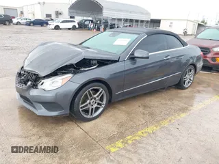 2015 Mercedes-Benz E E 400 with VIN WDDKK6FF5FF301120, listed as a IAAI auction lot 41904856 with 122,489 mi miles and . Bid and sale history available at carsss.com. Image 18.