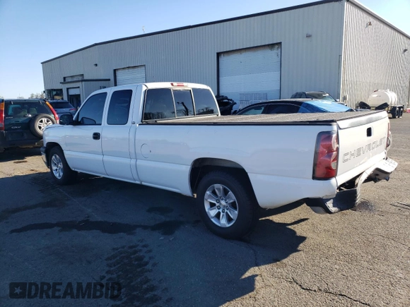 2004 Chevrolet Silverado 1500 Work Truck with VIN 1GCEC19V84E217113, listed as a Copart auction lot 44557325 with 182,226 mi miles and Salvage Title. Bid and sale history available at carsss.com. Image 2.
