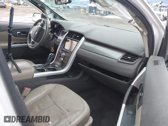 2013 Ford Edge SEL with VIN 2FMDK3J94DBC54465, listed as a IAAI auction lot 41686747 with 172,487 mi miles. Bid and sale history available at carsss.com. Image 5.