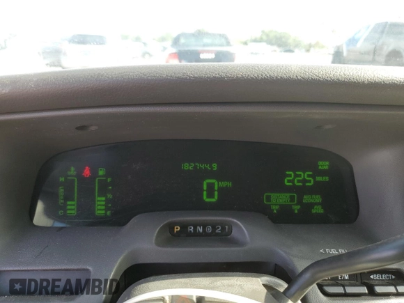 2003 Mercury Grand Marquis LS Premium с VIN 2MEFM75W63X654350, выставлен на аукционе Copart как лот 60785665 с пробегом 182 744 миль миль и Списание • Salvage title. История ставок и продаж доступна на DreamBid. Изображение 9.