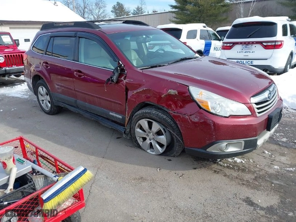 2011 Subaru Outback 3.6R Limited Pwr Moon with VIN 4S4BRDKC2B2401324, listed as a IAAI auction lot 41544190 with 122,015 mi miles. Bid and sale history available at carsss.com. Image 1.
