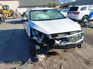 2019 Kia Sorento LX with VIN 5XYPGDA37KG526732, listed as a IAAI auction lot 41708039 with 75,963 mi miles. Bid and sale history available at carsss.com. Image 6.