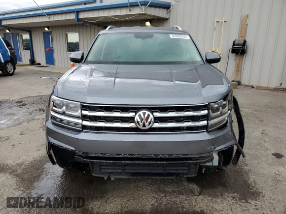 2019 Volkswagen Atlas SE with VIN 1V2DR2CA2KC537413, listed as a Copart auction lot 55360555 with 81,797 mi miles and Salvage title. Bid and sale history available at DreamBid. Image 5.
