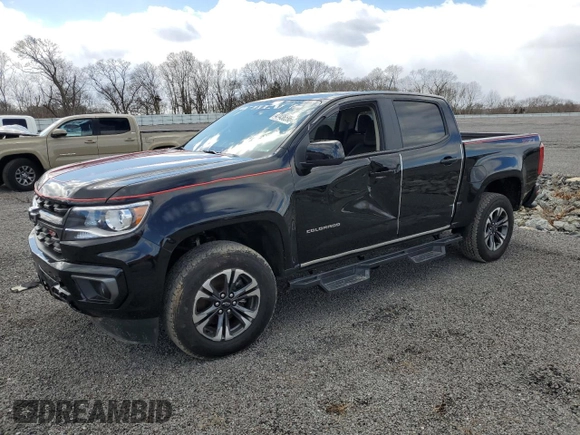 2022 Chevrolet Colorado 4WD Z71 z VIN 1GCGTDEN8N1330939, wystawiony jako Copart lot #47436595 z przebiegiem 26 579 mil mil oraz Szkoda całkowita • Salvage title. Historia ofert i sprzedaży dostępna na DreamBid. Obrazek 1.