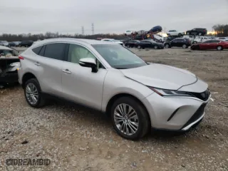 2022 Toyota Venza LE with VIN JTEAAAAH1NJ090218, listed as a Copart auction lot 69798282 with 7,110 mi miles. Bid and sale history available at carsss.com. Image 4.