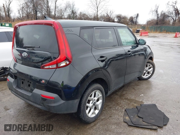 2020 Kia Soul S with VIN KNDJ23AU6L7121354, listed as a IAAI auction lot 41522878 with 79,136 mi miles. Bid and sale history available at carsss.com. Image 4.