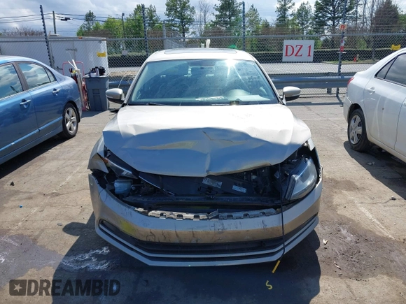 2015 Volkswagen Jetta Sedan 1.8T SE w/Connectivity with VIN 3VWD07AJ6FM229576, listed as a IAAI auction lot 41879446 with 89,792 mi miles. Bid and sale history available at carsss.com. Image 11.