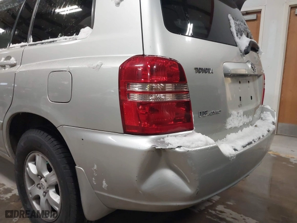 2003 Toyota Highlander with VIN JTEHF21A130133824, listed as a IAAI auction lot 40991566 with 161,244 mi miles. Bid and sale history available at carsss.com. Image 14.