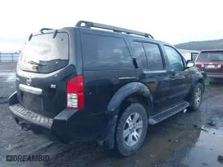 2010 Nissan Pathfinder SE with VIN 5N1AR1NB8AC626076, listed as a IAAI auction lot 41144235 with 172,709 mi miles. Bid and sale history available at carsss.com. Image 4.