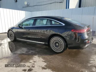 2022 Mercedes-Benz EQS with VIN W1KCG2DB9NA019296, listed as a Copart auction lot 52124734 with 4,651 mi miles. Bid and sale history available at carsss.com. Image 2.