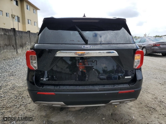 2020 Ford Explorer XLT with VIN 1FMSK7DH5LGA10798, listed as a Copart auction lot 46065075 with 143,486 mi miles and Non Repairable. Bid and sale history available at carsss.com. Image 6.