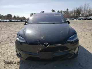 2017 Tesla Model X 90D z VIN 5YJXCBE23HF057270, wystawiony jako Copart lot #51056605 z przebiegiem 45 541 mil mil oraz Szkody całkowita. Historia ofert i sprzedaży dostępna na DreamBid. Obrazek 5.