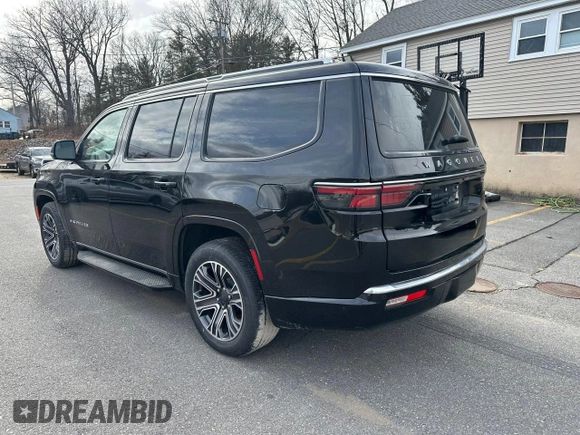 2024 Jeep Wagoneer Series II Carbide with VIN 1C4SJVBP1RS139245, listed as a Copart auction lot 87844025 with 13,921 mi miles and Salvage Title. Bid and sale history available at DreamBid. Image 2.
