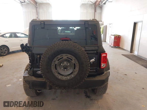 2024 Ford Bronco Big Bend z VIN 1FMDE7BH7RLB55036, wystawiony jako IAAI lot #42404799 z przebiegiem 1 054 mil mil oraz . Historia ofert i sprzedaży dostępna na DreamBid. Obrazek 16.
