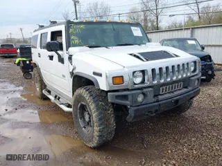 2004 Hummer H2 with VIN 5GRGN23U64H122670, listed as a IAAI auction lot 41908517 with 189,736 mi miles. Bid and sale history available at carsss.com. Image 1.