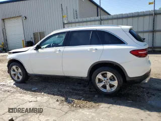 2018 Mercedes-Benz GLC 300 with VIN WDC0G4JB4JV038963, listed as a Copart auction lot 59706815 with 31,404 mi miles and Non repairable. Bid and sale history available at DreamBid. Image 2.