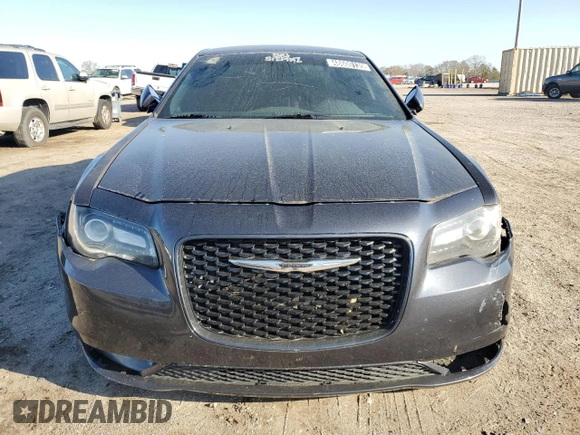 2015 Chrysler 300 with VIN 2C3CCABG4FH853479, listed as a Copart auction lot 48600135 with 207,327 mi miles and Clean Title. Bid and sale history available at carsss.com. Image 5.