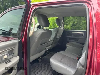2018 Ram 1500 Outdoorsman z VIN 1C6RR7TT6JS186572, wystawiony jako Copart lot #65097315 z przebiegiem 190 338 mil mil oraz Czysty tytuł • Clean title. Historia ofert i sprzedaży dostępna na DreamBid. Obrazek 6.