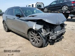 2018 Land Rover Range Rover Velar R-Dynamic HSE with VIN SALYM2RV4JA730077, listed as a Copart auction lot 61153625 with Not provided miles and Clean title. Bid and sale history available at DreamBid. Image 14.