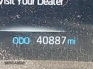 2022 Toyota Sienna LE z VIN 5TDKRKEC0NS093524, wystawiony jako IAAI lot #41784023 z przebiegiem 40 887 mil mil oraz . Historia ofert i sprzedaży dostępna na DreamBid. Obrazek 16.