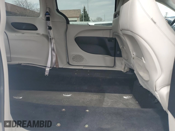 2021 Chrysler Voyager LXi with VIN 2C4RC1DG2MR552266, listed as a Copart auction lot 50742615 with 102,422 mi miles and Salvage Title. Bid and sale history available at DreamBid. Image 12.
