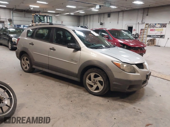 2004 Pontiac Vibe GT with VIN 5Y2SN62L94Z459646, listed as a IAAI auction lot 41552003 with 174,045 mi miles. Bid and sale history available at carsss.com. Image 1.